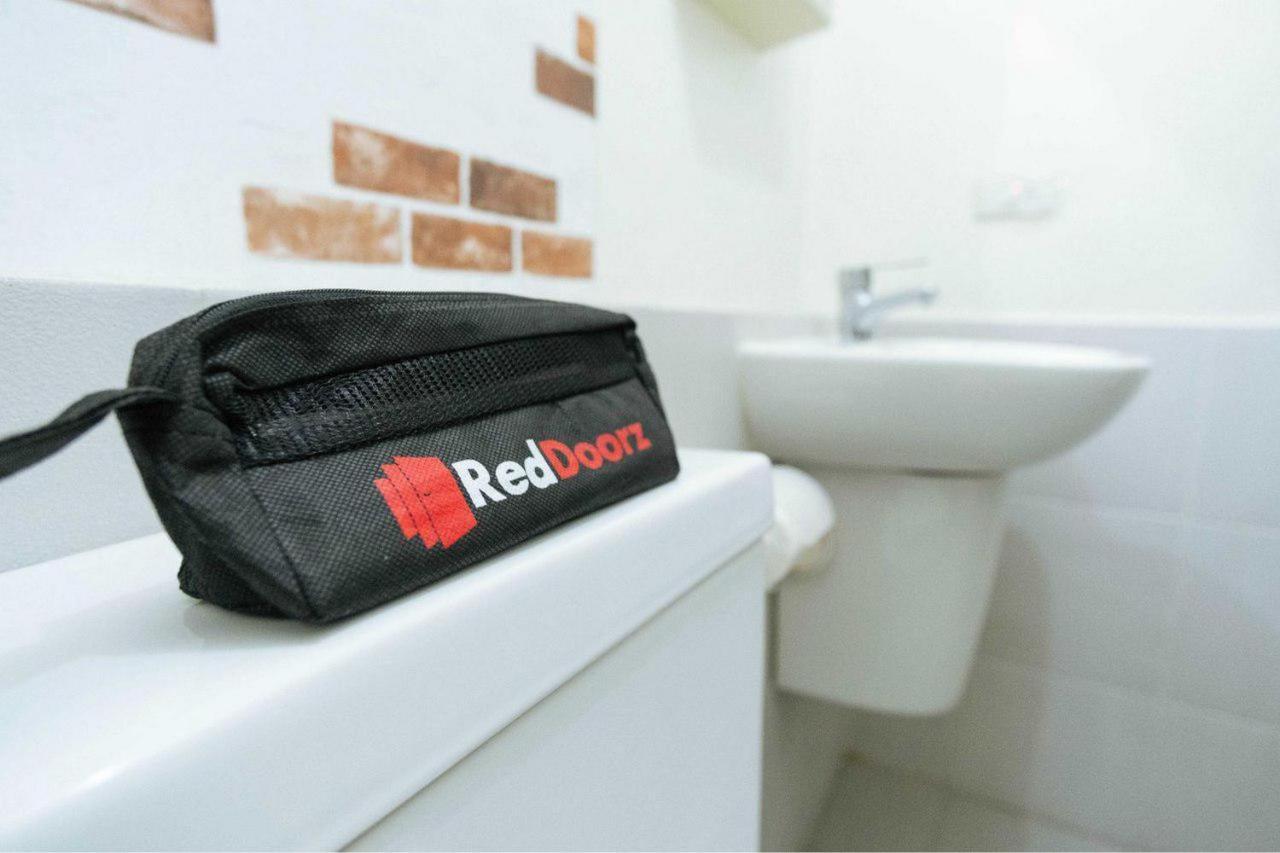 Reddoorz Syariah Near Rs Harapan Bunda Banda Aceh Hotell Geutieue Exteriör bild